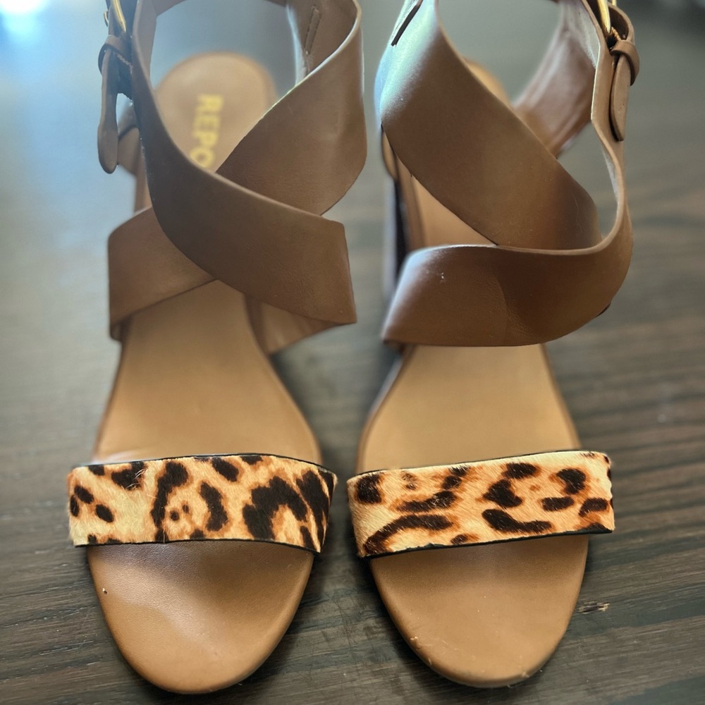 Classic Brown Sandals with Leather Straps
